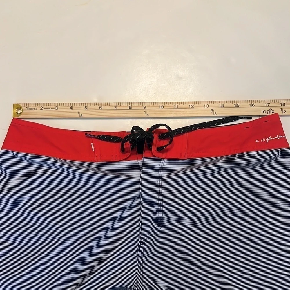 NWOT Quiksilver Men's Highline Tijuana Red White & Navy Board Shorts Size 34